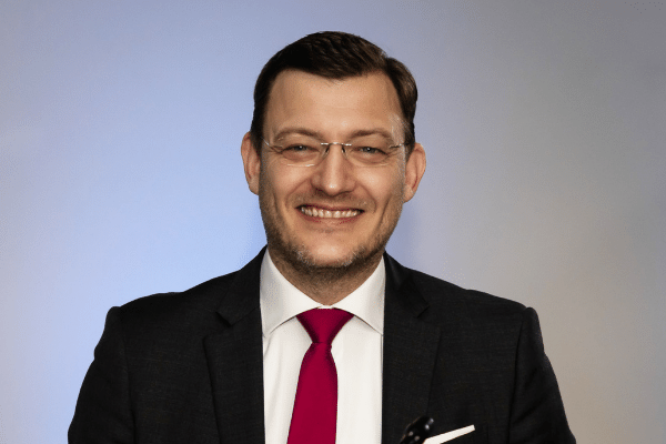 Interactio - Uroš Peterc