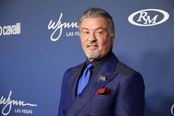 Off-Screen Drama Pits AI Dubbing Against French Voice Actors